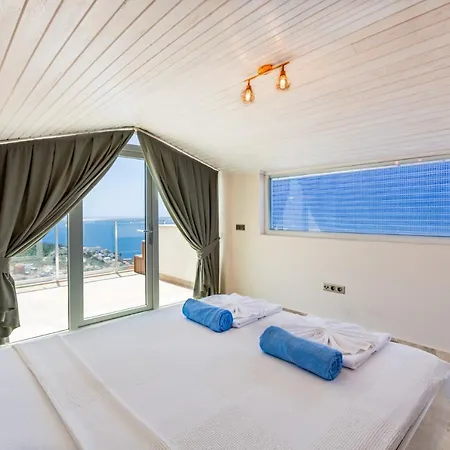 Villa Azure Dream
